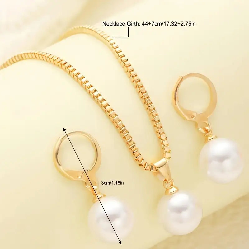 An Elegant Vintage Jewelry Set Featuring a 3pcs Fashion Minimalist Pendant Necklace And Earrings