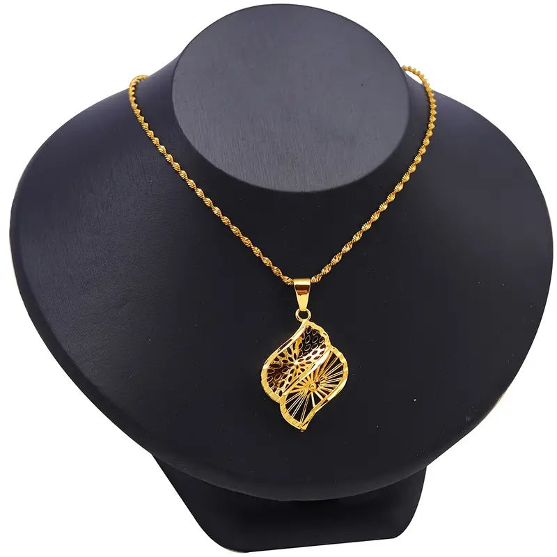 A Two-Piece Set of Minimalist Golden Jewelry for Middle Eastern Brides