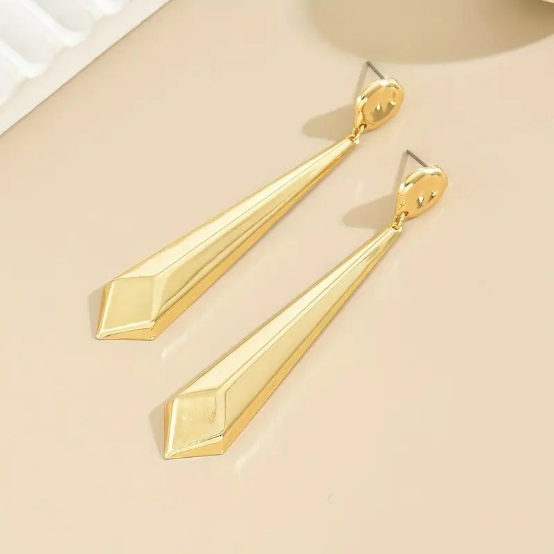 1 Pair Stylish Gothic Long Drop Earrings Golden Sword Shape Alloy Dangle Earrings Banquet Party Jewelry Ear Ornaments For Women